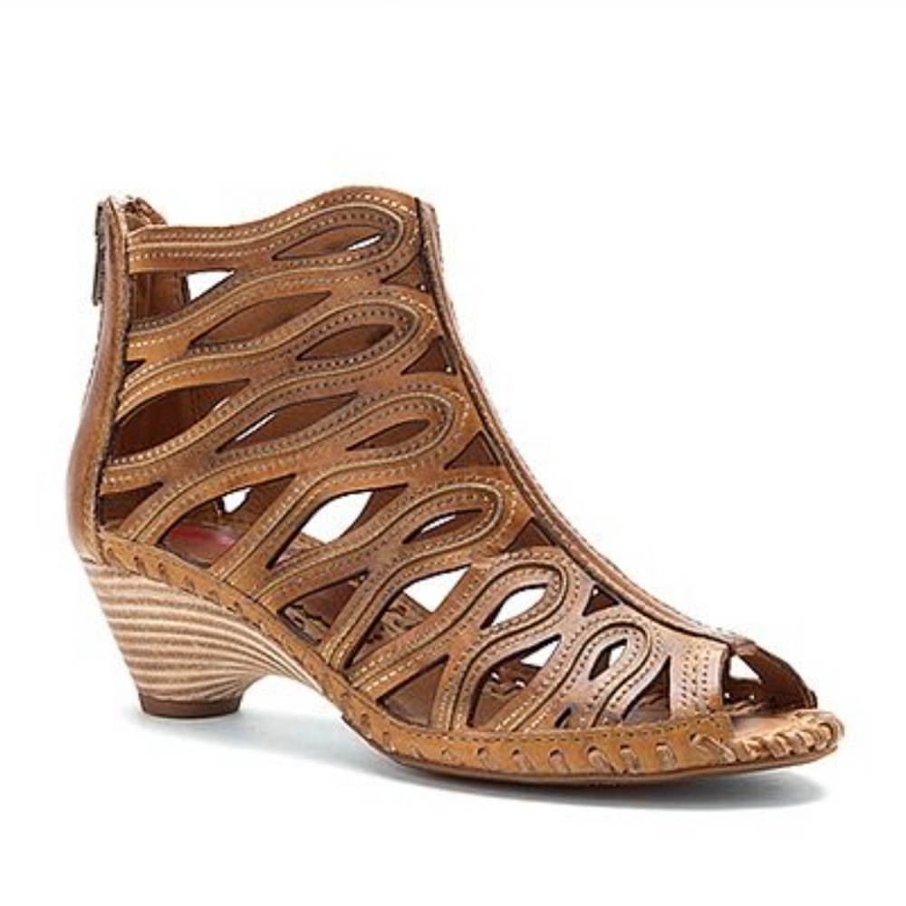 PIKOLINOS Tan Cut-Out Wedge Sandals